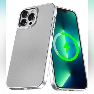 Defeneder Magnetic Designed for iPhone 15 Pro Max Case Sliver.